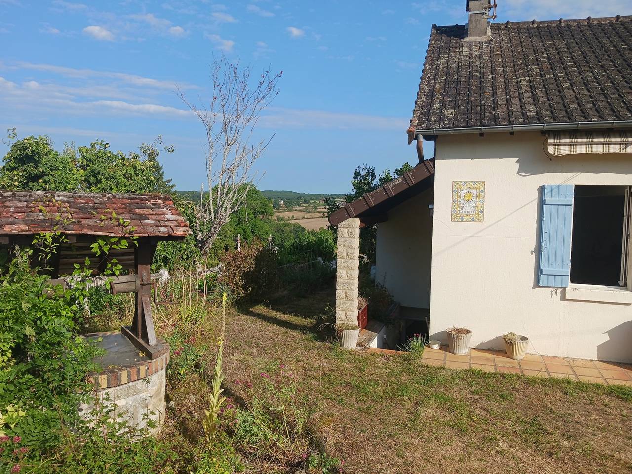 Le Cadran Solaire in Moulins-Engilbert, Parc naturel régional du Morvan
