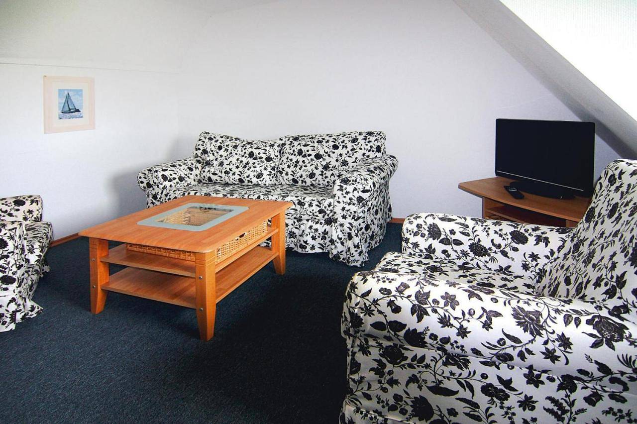 Three-Bedroom Holiday Home in Stinteck, Westerdeichstrich