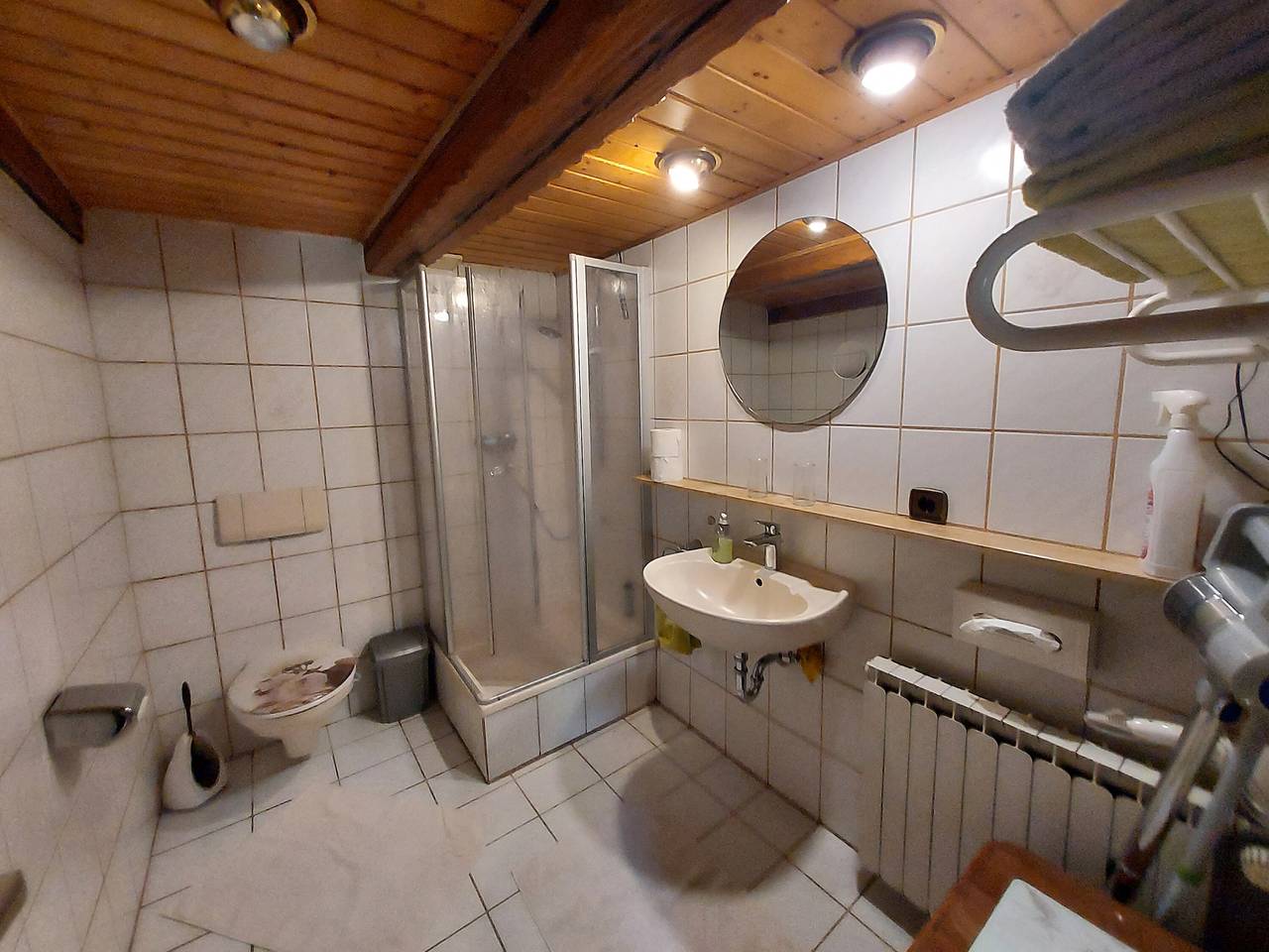 Ganze Wohnung, Ferienwohnung 'Schwalbennest' mit Gemeinschaftsgarten und Wi-Fi in Zell am Harmersbach, Mittlerer Schwarzwald