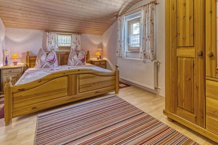 Ferienwohnung für 7 Personen, mit Terrasse und Pool in Eppenschlag - 2