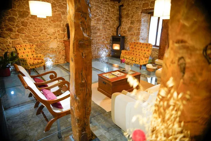 Hotel for 20 people, with terrace, with pets - 1