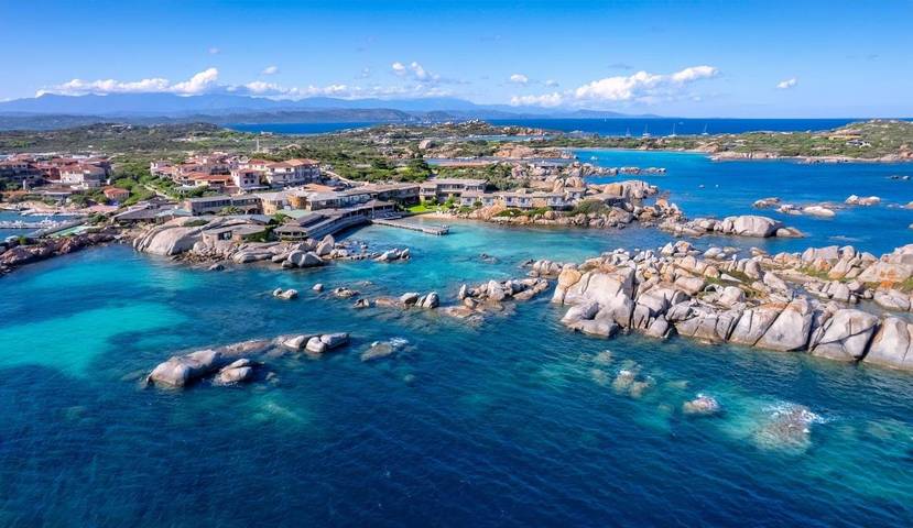 Hôtel pour 2 personnes, avec jardin et jacuzzi ainsi que piscine et sauna à Bonifacio