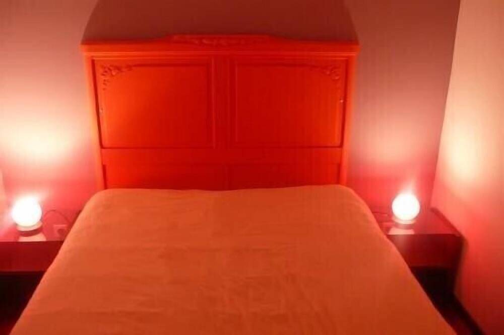 Hermosa Casa Moderna Cerca de un Viejo Péqueno Pueblo Situada a 10mn del Océan in Mézos, Côte d’Argent