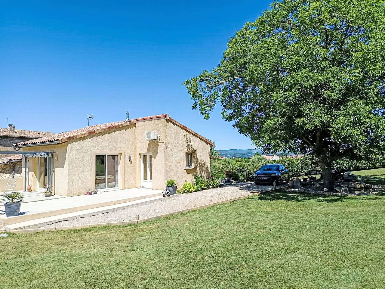 Douce campagne in Étoile-sur-Rhône, Région de Valence