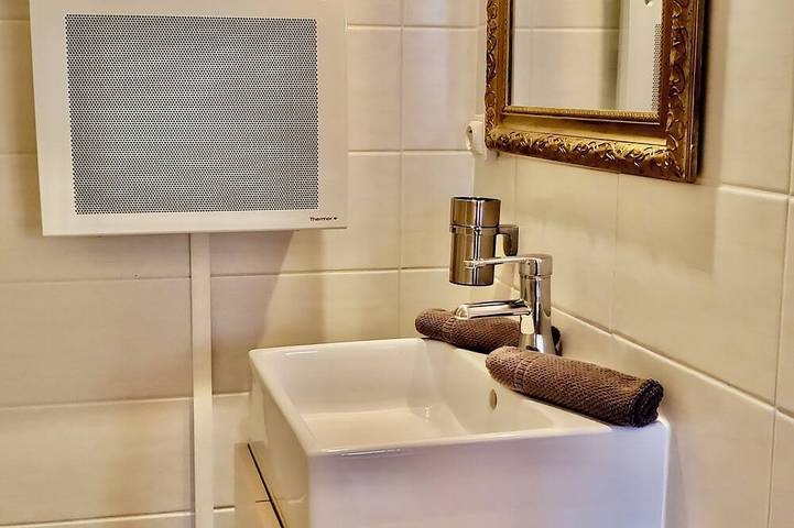Entire apartment, Cosy groundfloor appartment in the heart of Strasbourg, with 2 bikes. in Strasbourg, Strasbourg region