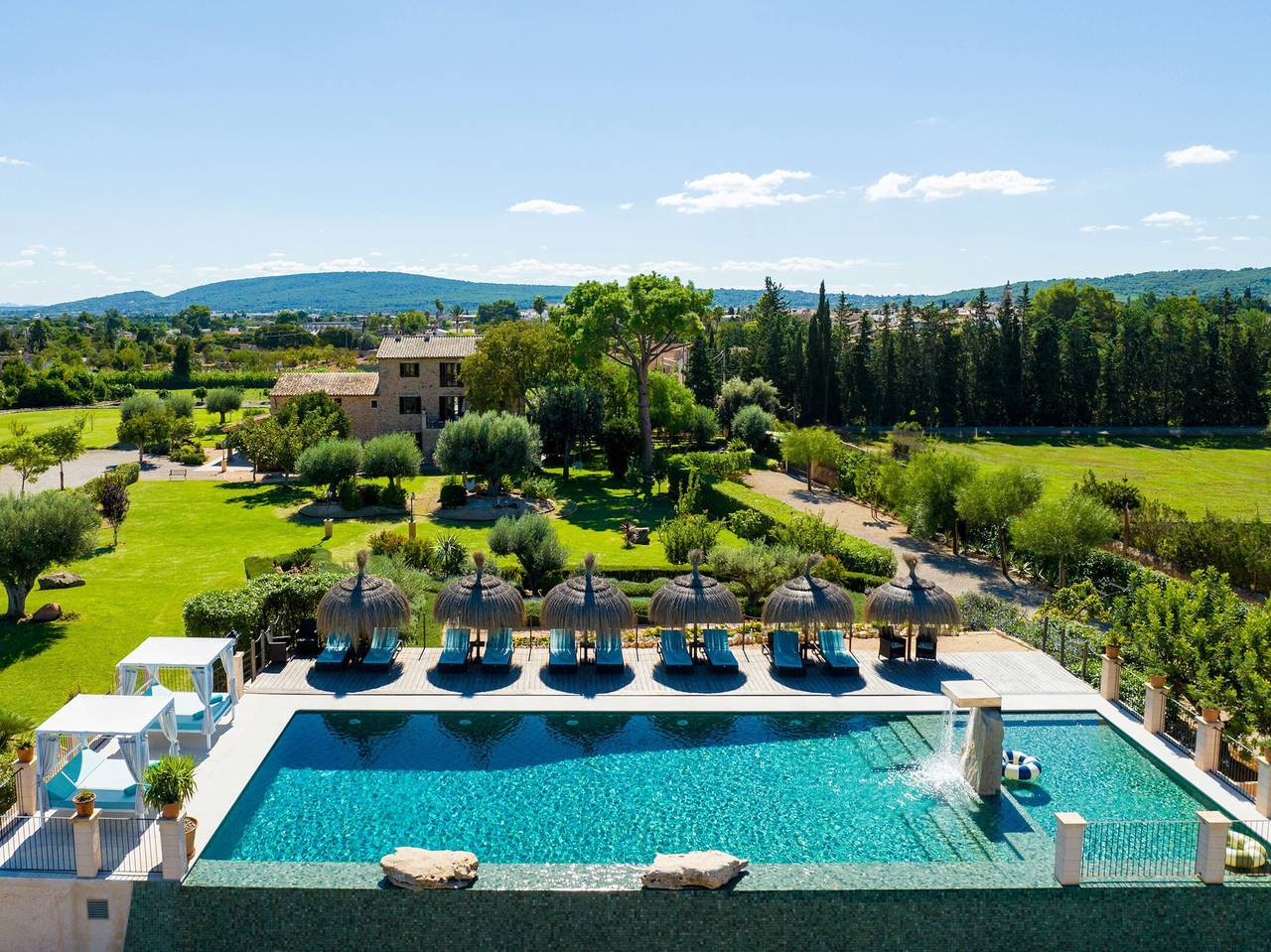 Villa 'Cas Metge Matas' avec piscine privée, Wi-Fi et climatisation in Santa Maria del Cami, Majorque l'intérieur des terres