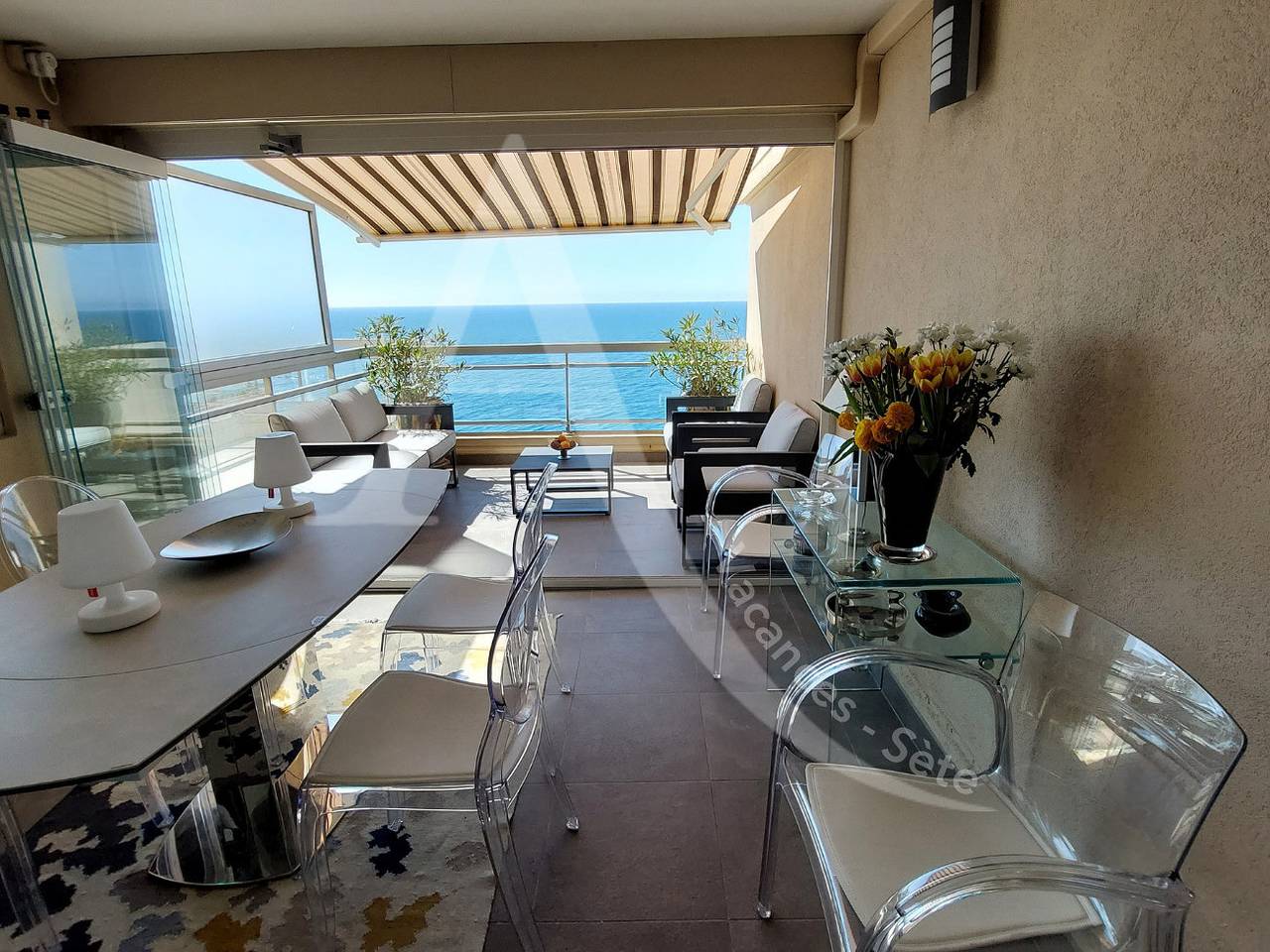 Entire apartment, 013 / Duplex, Double Terrasse, Clim + Wifi in Sete, Côte d'Améthyste