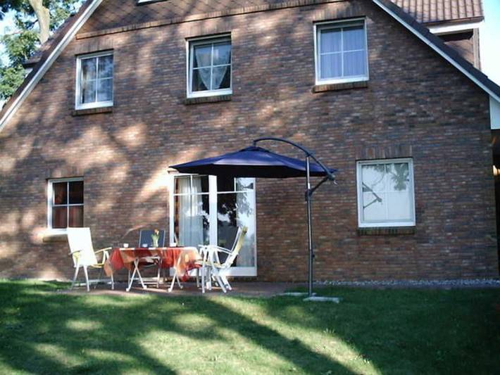 Ferienwohnung für 9 Personen, mit Terrasse und Garten sowie Ausblick in Dargen