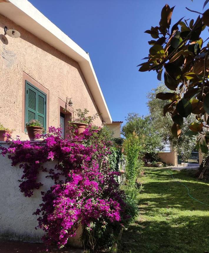 Agriturismo per 6 persone, con Terrazza e Giardino nonché Panorama in Terminillo