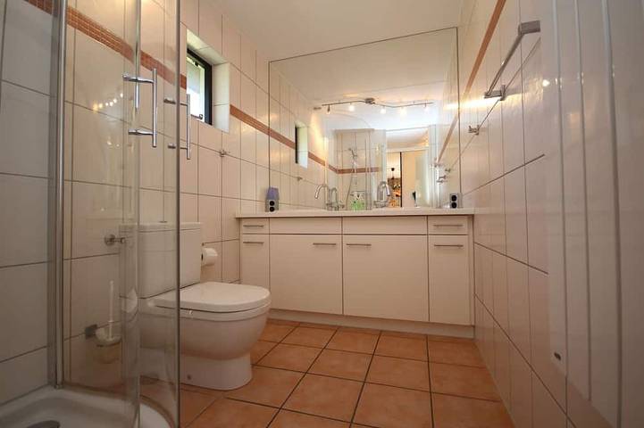 Ein familienhaus von 95m2, exklusiv am Rande des Parks, Garten 700m2. in Eijerland, De Cocksdorp
