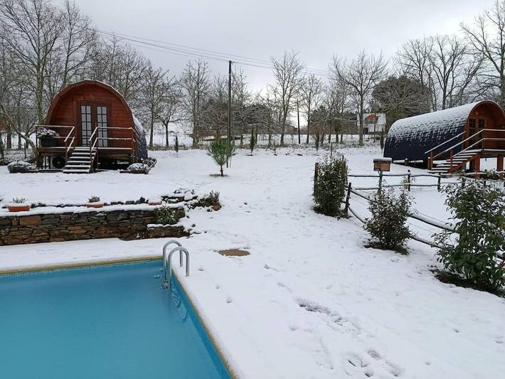 Parc de vacances pour 3 personnes, avec jardin et piscine ainsi que vue et terrasse au Portugal - 4