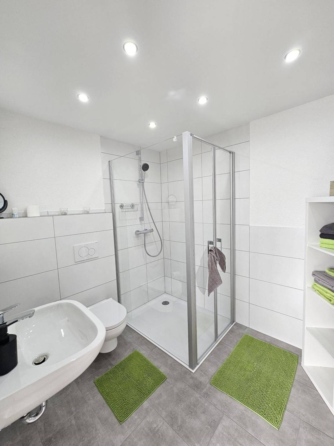 Ganze Wohnung, Ferienwohnung An der Kapelle - Bergblick / Massage / Rheinblick / Garten / Terrasse / Wlan / Modern in Rickenbach, Südschwarzwald