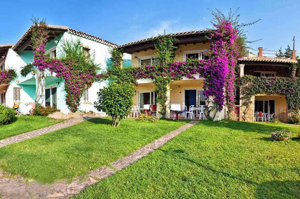 Ganze Wohnung, Studio mit Klimaanlage in Arzachena, Costa Smeralda