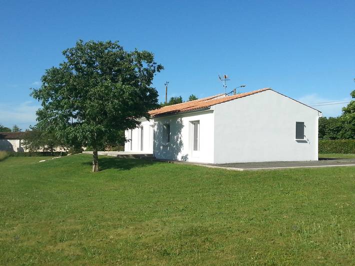 Gîte pour 12 personnes, avec jardin et terrasse