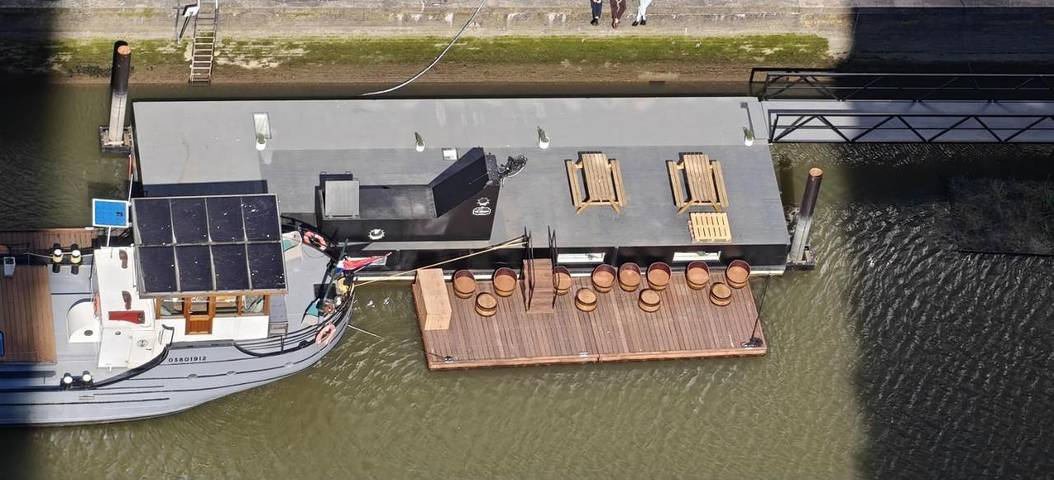Bateau pour 4 personnes, avec sauna ainsi que vue et terrasse, animaux acceptés à Rotterdam - 3
