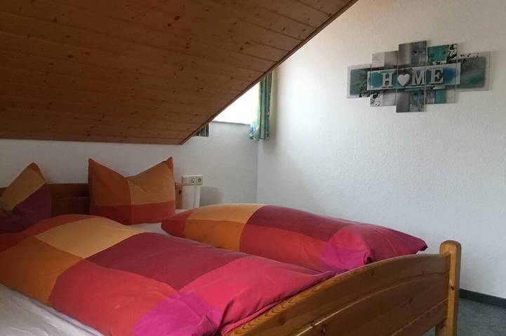Ganze Wohnung, Ferienwohnung 40m² Typ B Parterre, 1 Schlafzimmer, max. 2 Personen - Haus in Wellendingen (Bonndorf), Bonndorf im Schwarzwald
