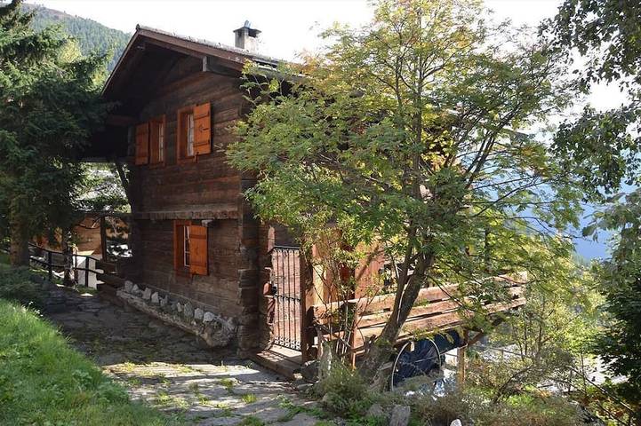 Gîte pour 6 personnes, avec balcon dans Saint Luc