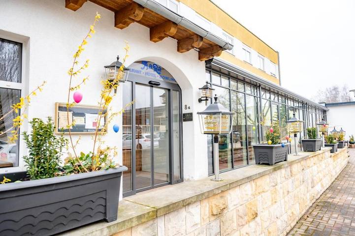 Hotel für 3 Personen, mit Terrasse und Garten sowie Sauna in Radeberg