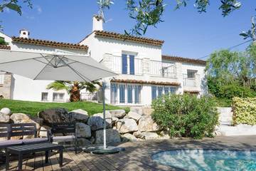 Gîte pour 3 personnes, avec terrasse et jardin à La Colle-sur-Loup