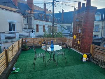 Gîte pour 2 personnes, avec terrasse, animaux acceptés à Sully-sur-Loire