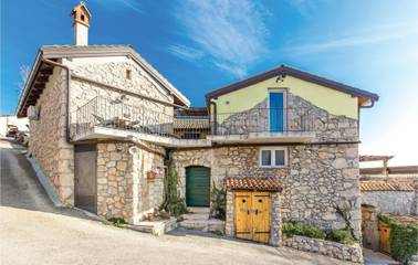 Ferienhaus für 6 Personen, mit Terrasse und Garten sowie Pool und Ausblick, mit Haustier in Opatija Riviera