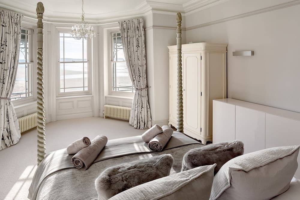5 * casa de lujo para mascotas en Woolacombe con bañera de hidromasaje y vistas al mar in Woolacombe, Devon