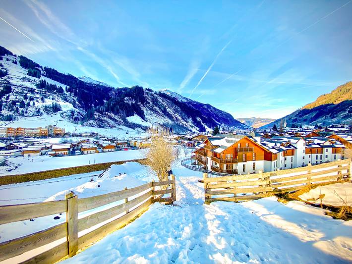 Ferienwohnung für 4 Personen, mit Balkon und Whirlpool sowie Garten und Kinderpool in Rauris - 2