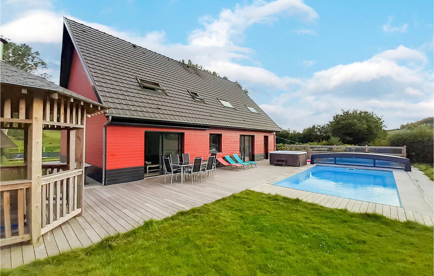 Saint-Denœux Oasis : Appartement avec piscine, jardin et WiFi in Marenla, Région de Montreuil