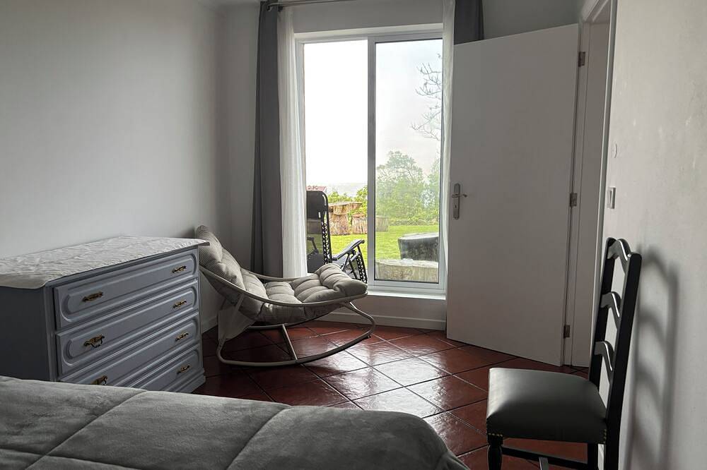 Ganze Wohnung, Biscoitos Top View apartment overlooking the sea with Ac and very fast Wi-Fi in Biscoitos, Terceira (Azoren)