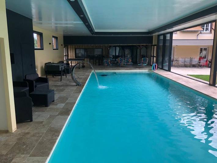 Maison de vacances pour 36 personnes, avec Balcon et Terrasse ainsi que Jardin et Piscine
