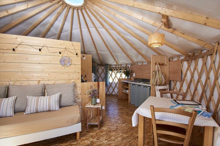Yourte pour 2 personnes, avec terrasse dans le Morbihan - 3