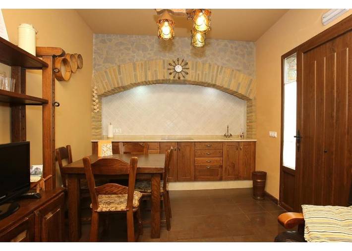 Apartamento 'Apartamento 3' con vistas a la montaña, terraza compartida y Wi-Fi in Villadún, Castropol