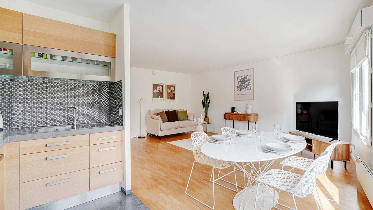 Appartement de vacances entier, Ferienwohnung für 4 Personen (52 m²) in Suresnes in Suresnes, Hauts-de-Seine