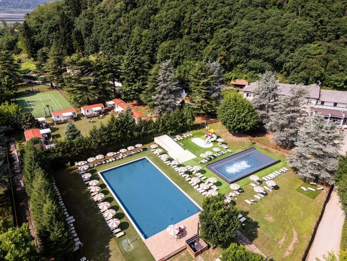 Camping für 4 Personen, mit Terrasse und Pool im Trentino - 2