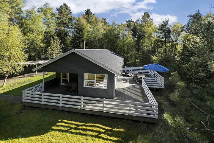Ferienhaus für 6 Personen, mit Whirlpool und Sauna sowie Terrasse auf Bornholm