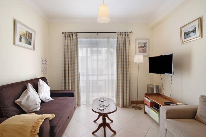 Entire apartment, Apartment 'Quinta Da Gomeira 58' with Shared Pool, Shared Garden and Air Conditioning in Cabanas de Tavira, Conceição e Cabanas de Tavira