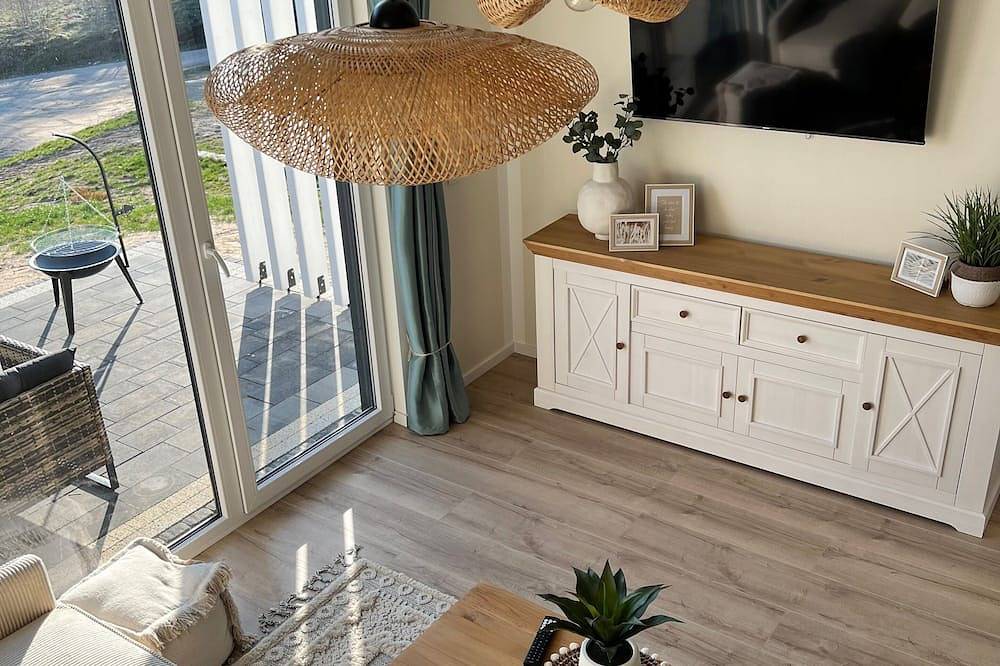 Casa Kashubia Sansibar - Premium Ferienhaus am See - nahe der Ostsee in Polnische Ostsee