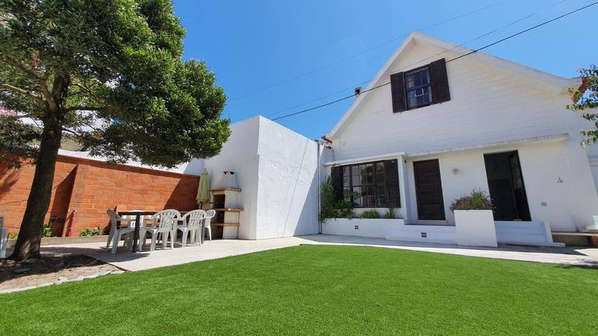 Casa de vacaciones para 10 personas, con jardín - 1