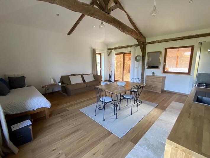 Gîte pour 3 personnes, avec sauna et jardin ainsi que piscine et balcon à Saint-Lattier - 3