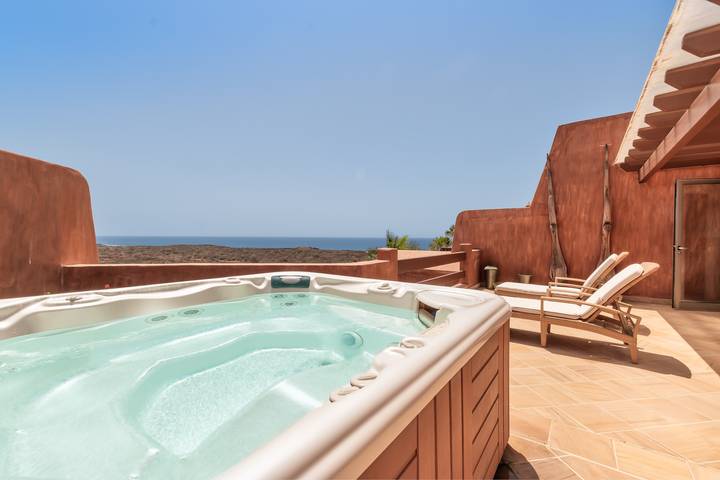 Ferienhaus für 4 Personen, mit Whirlpool und Terrasse
