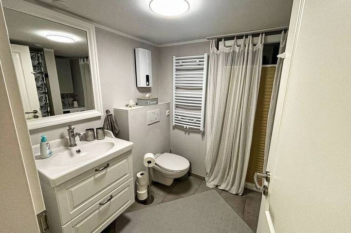 Ferienhaus für 4 Personen, mit Terrasse und Garten sowie Sauna in Middelhagen - 4
