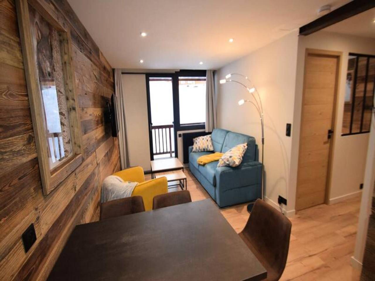 Apartamento entero, 2 habitaciones para 4 personas - Les Arolles - Centro Plagne - Wifi in Plagne Centre, La Plagne-Tarentaise