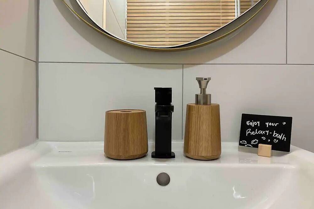 Ganze Wohnung, Renoviertes Loft mit Parkplatz und Balkon in Lörrach, Südschwarzwald