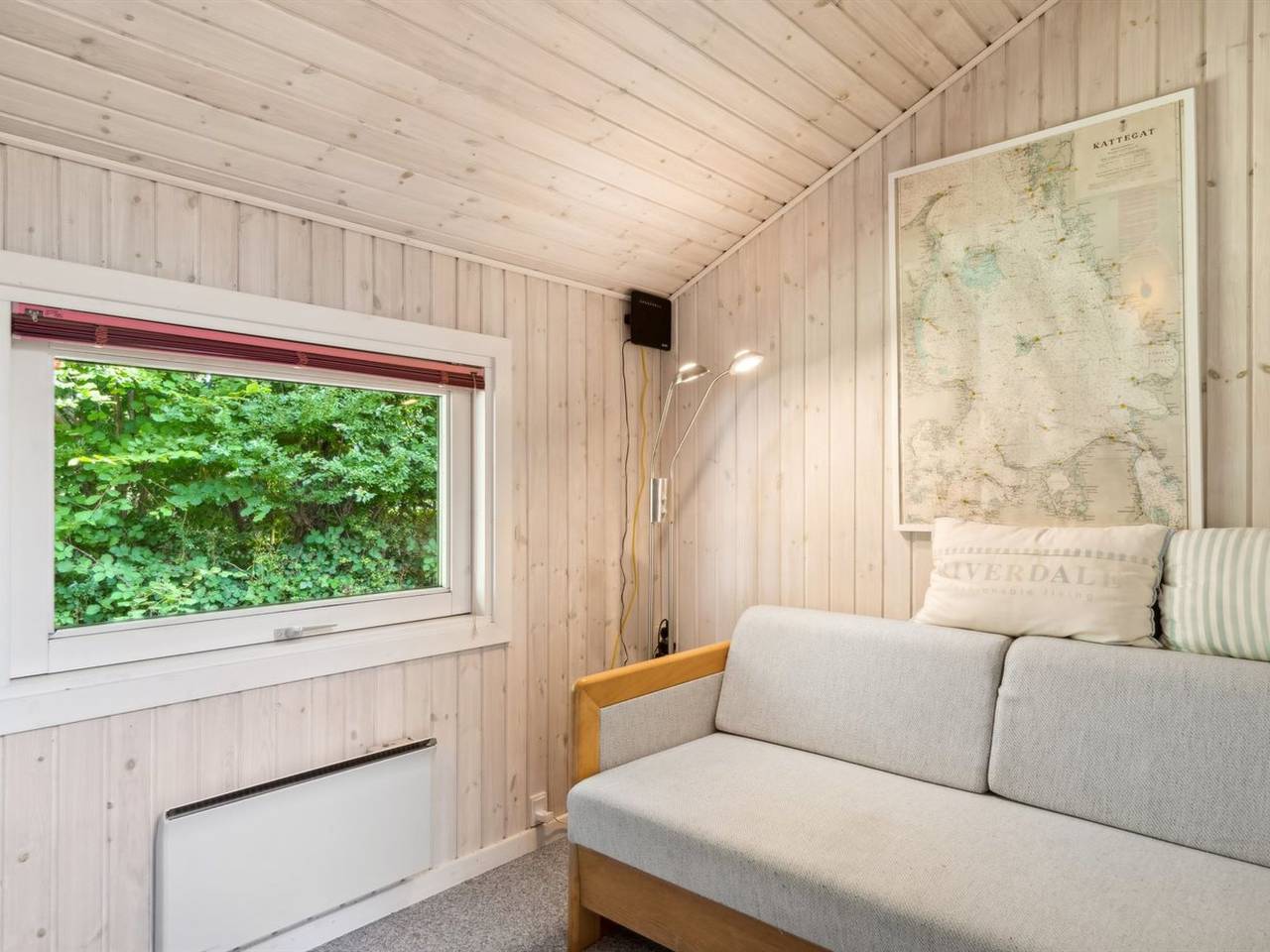 "Batsha" - 350m from the sea in Tisvilde, Kattegat
