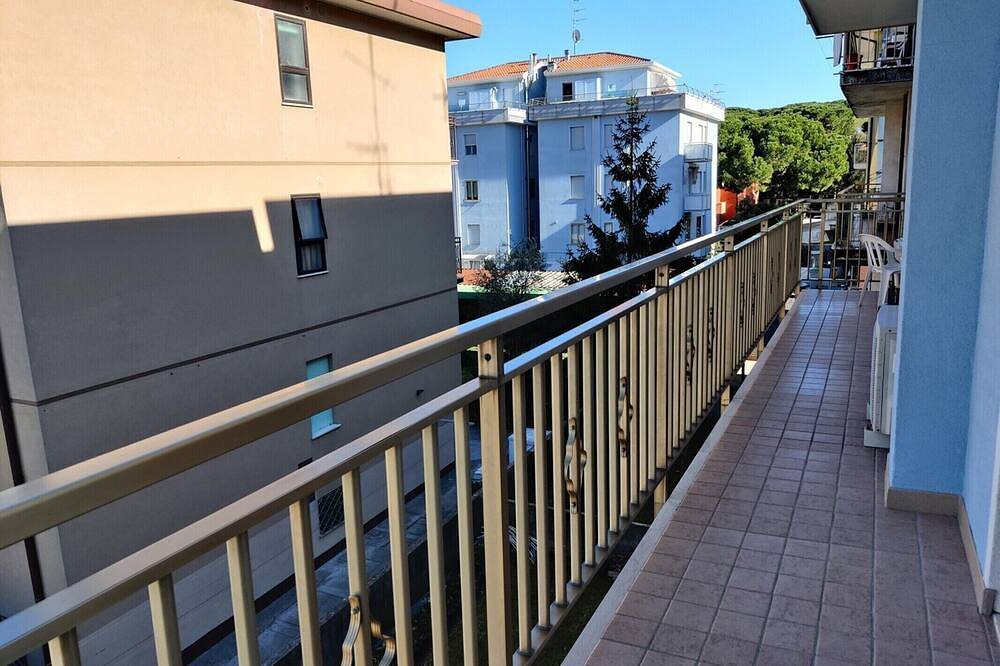 Entire apartment, Spacious apartment close to the beach - Beahost in Caorle, Venice Province