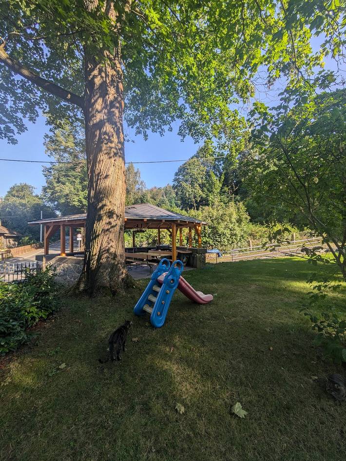 Ferienwohnung für 3 Personen, mit Terrasse und Garten sowie Ausblick in Greiz - 2