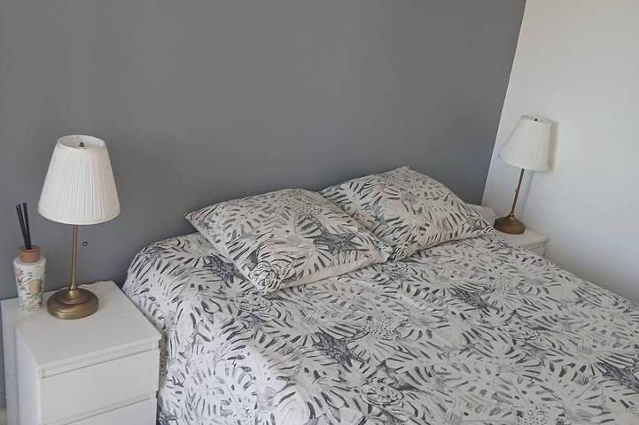 Ganze Wohnung, 2-room apartment ideally located: walk to the train station/Villepinte/Cdg/Paris exhibition center in Aulnay-sous-Bois, Seine-Saint-Denis