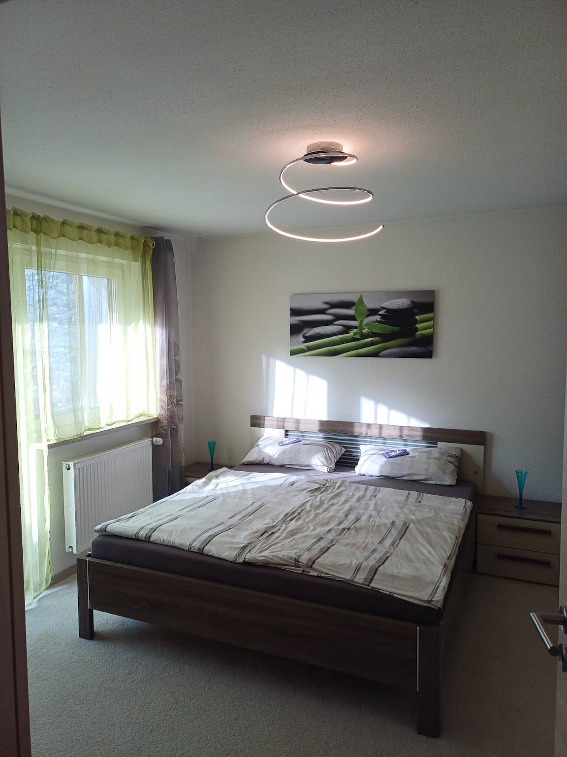 Ganze Ferienwohnung, Fewo Neukirchen - Fewo Neukirchen mit Balkon und Bergblick für 4 Personen in Teisendorf, Bayerische Alpen