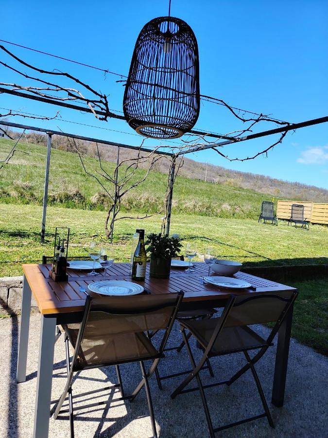 Location de vacances pour 4 personnes, avec jardin et vue dans Saint-Pierre-de-Curtille - 4