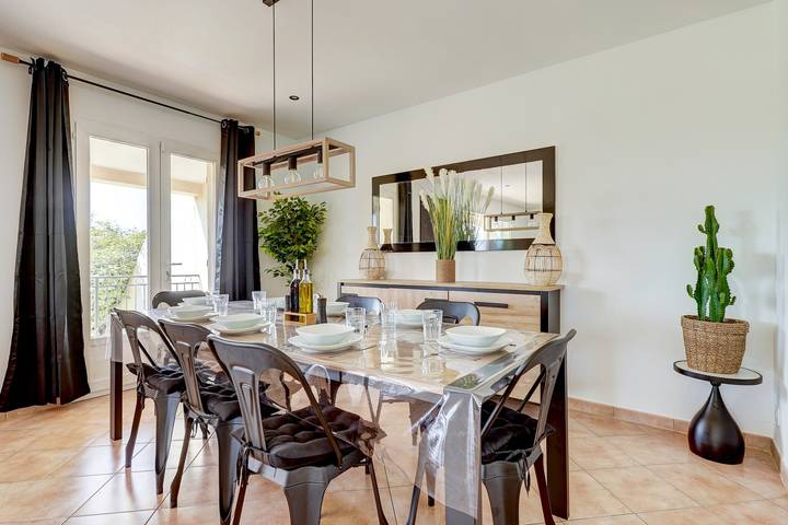 Ferienhaus für 12 Personen, mit Pool und Garten sowie Balkon in Aix-en-Provence - 2